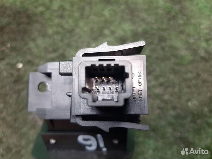 Переключатель магнитолы подрулевой Renault Scenic