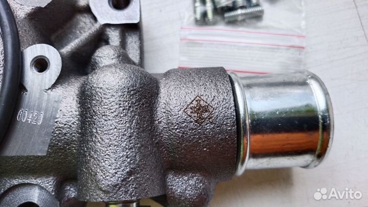 Водяная помпа iveco daily 35/45/49/59 Новая