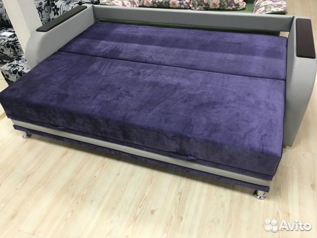 Диван