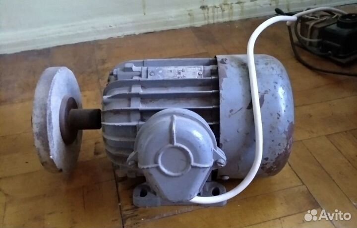 Электродвигатель