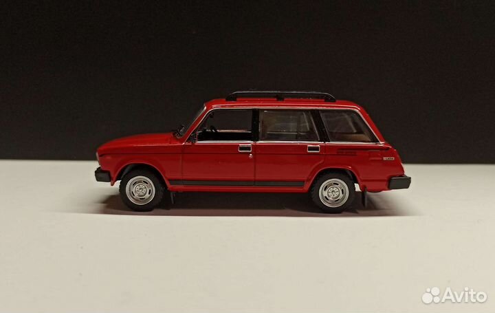 Модель автомобиля LADA riva 1500 estate 1:43