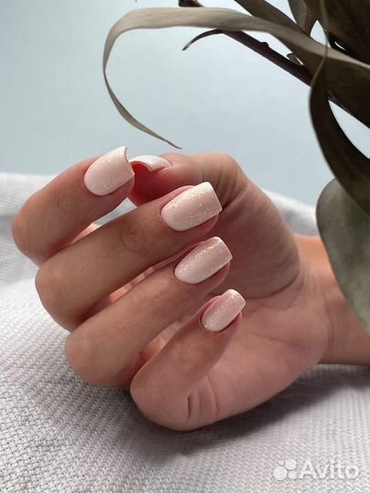 Мастер маникюра