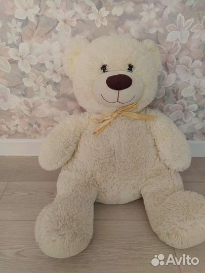 Плюшевый медведь