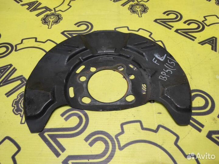 Щиток тормозного механизма передний левый Subaru