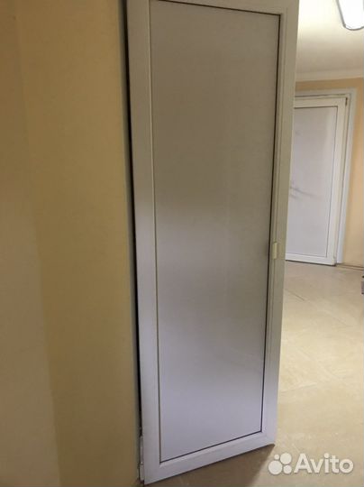 Двери пластиковые бу