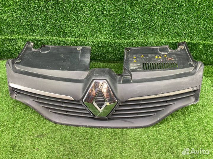 Решетка радиатора Renault Logan 2 5521