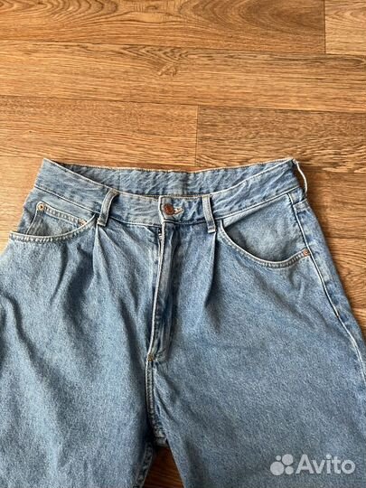 Джинсы бананы bershka