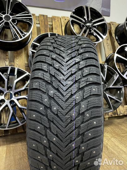 Nokian Tyres Hakkapeliitta 10p SUV 235/50 R18 101T