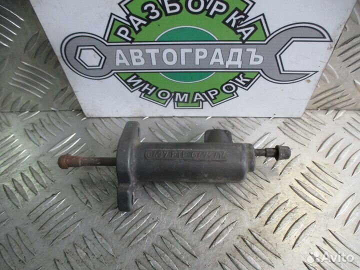 Цилиндр сцепления рабочий Mercedes W202