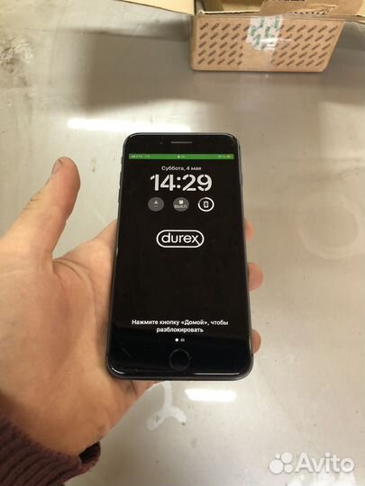 iPhone 8 Plus, 64 ГБ