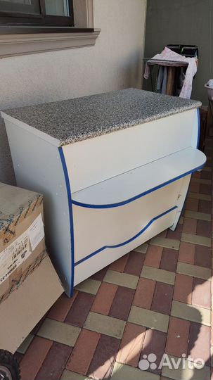 Прилавок для магазина