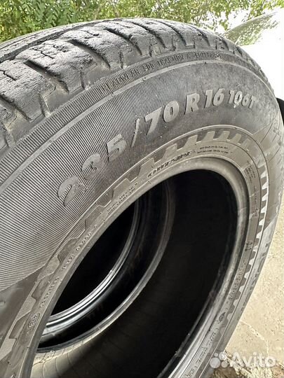 Nokian Tyres WR SUV 4 235/70 R16