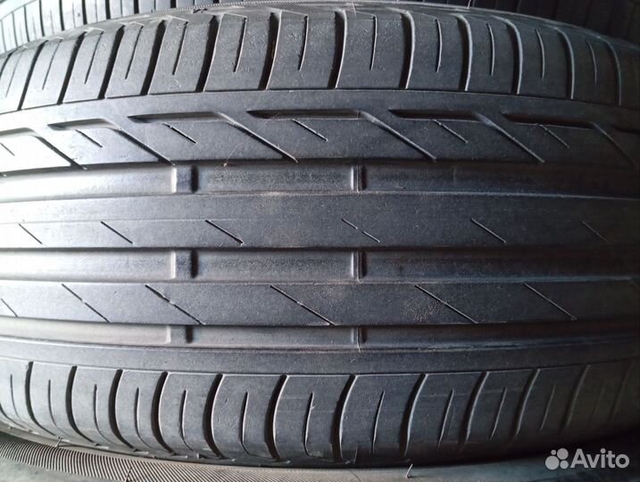 Bridgestone Turanza T001 215/55 R17