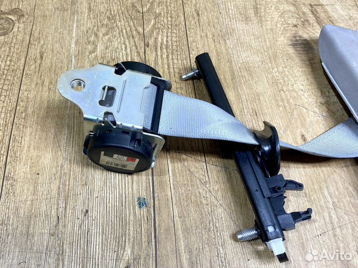 Ремень безопасности передний левый Opel Corsa D