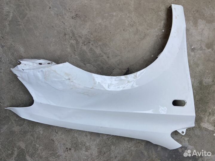 Volkswagen polo капот