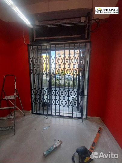 Решетки металлические на двери