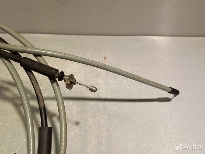 Трос капота Renault Sandero K7JA710 2011