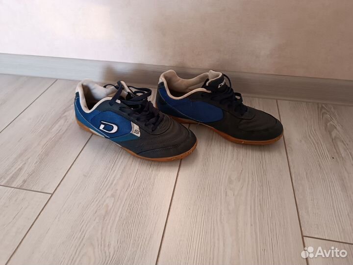 Футзалки 40 размер