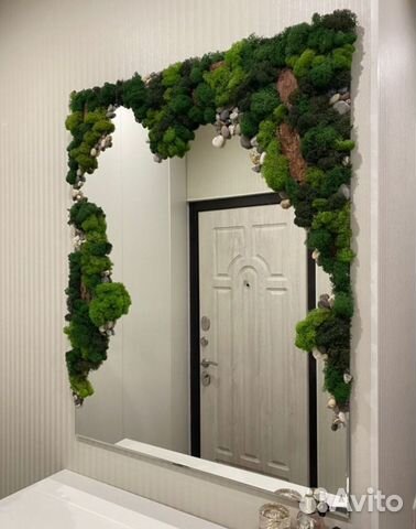 Зеркало со мхом из стабилизированного мха