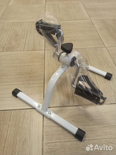 Велотренажер для рук и ног