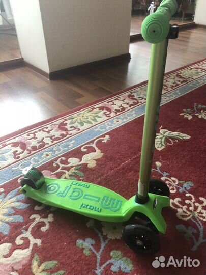 Самокат Micro Maxi Deluxe Green T