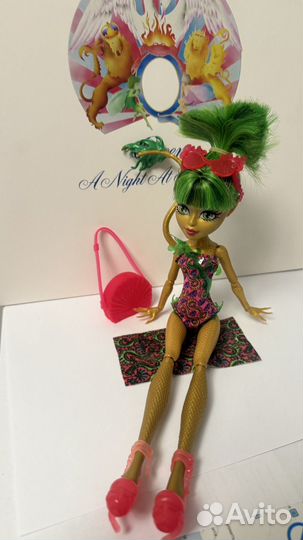 Кукла монстер хай