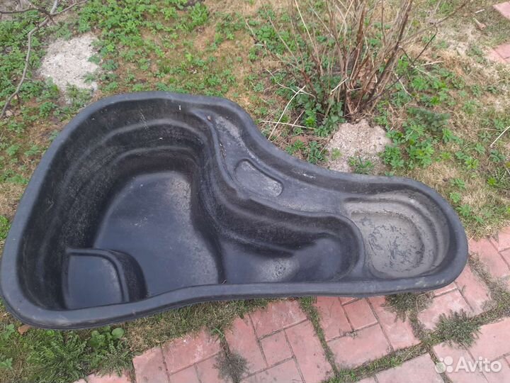 Садовый прудик