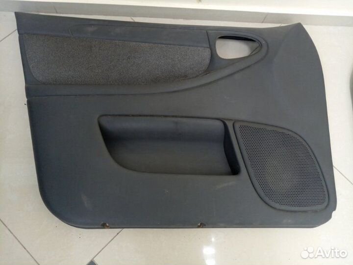Обшивки дверей передние Chevrolet Lanos T150