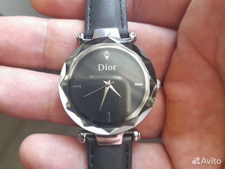 Часы женские dior.чёрные