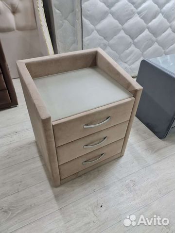 Тумба прикроватная