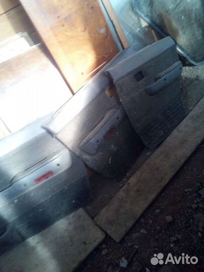 Задние стекла от таеты сурф, или ранер