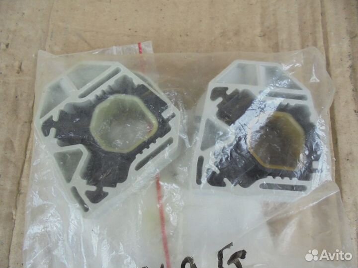 Кронштейн радиатора Audi Skoda Volkswagen Seat