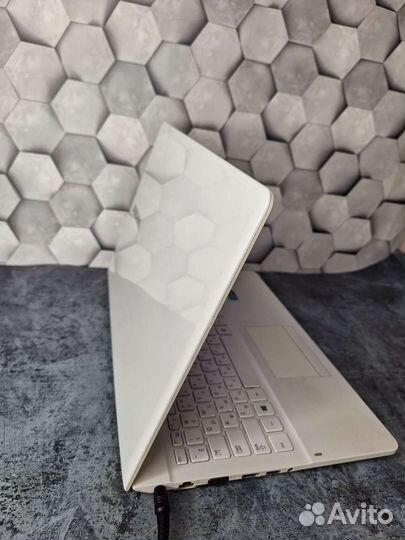 Samsung ativ Book 4 450R5E