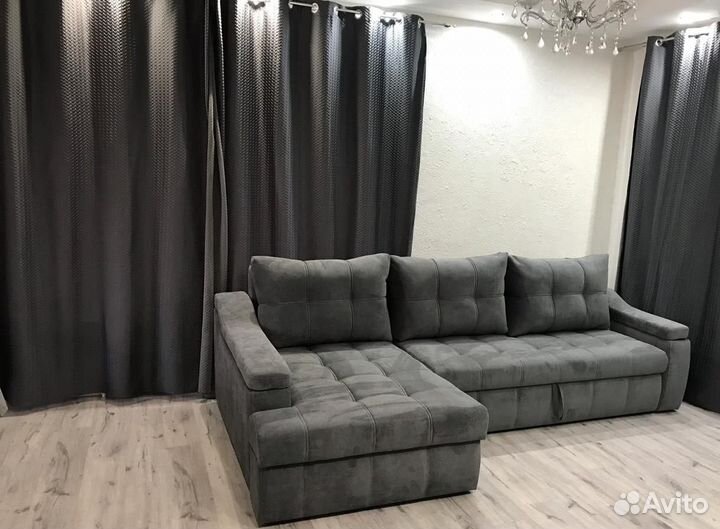 Диван с оттоманкой