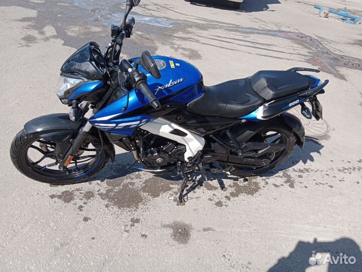 Bajaj Pulsar NS200