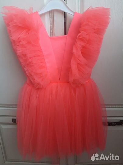 Нарядное платье