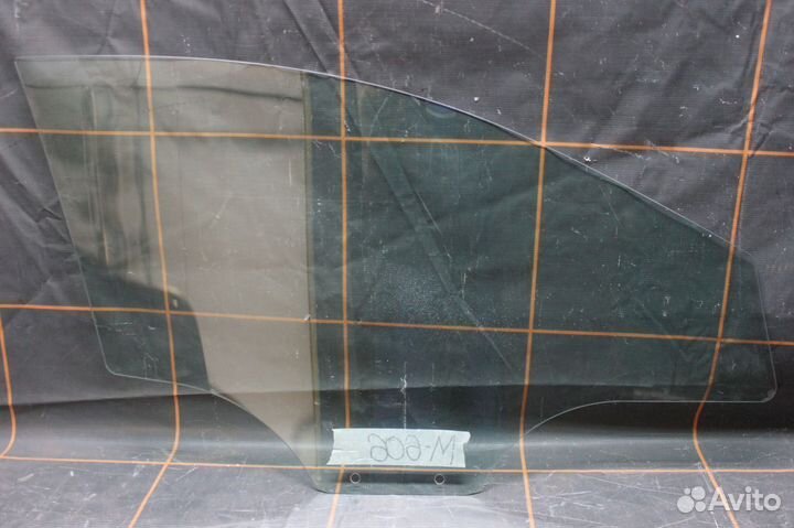 Стекло двери передней левой - Hyundai Solaris