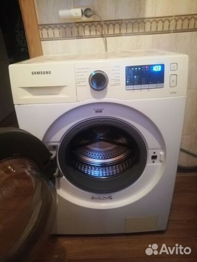Стиральная машина на запчасти Samsung