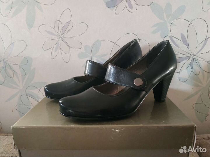 Туфли женские 39 размер