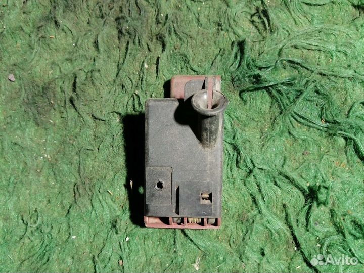 Ручка открывания капота mercedes