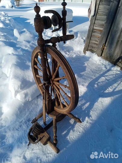 Прялка деревянная старинная