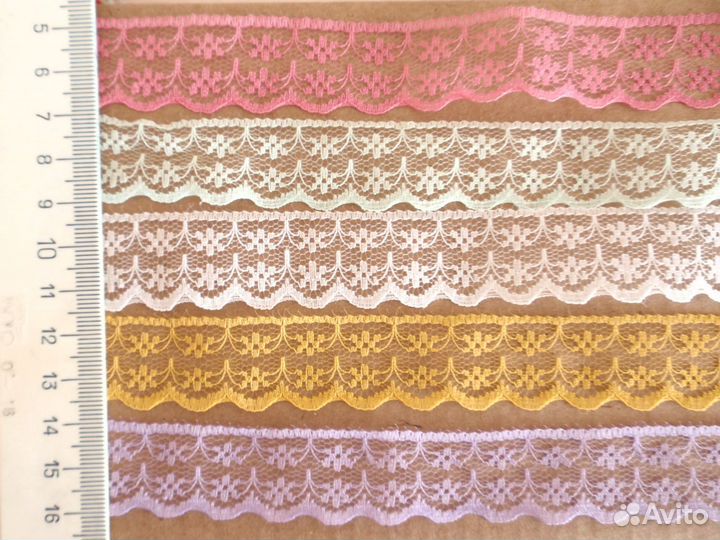 Кружево и лента корсажная