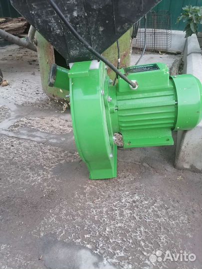 Зернодробилка бу