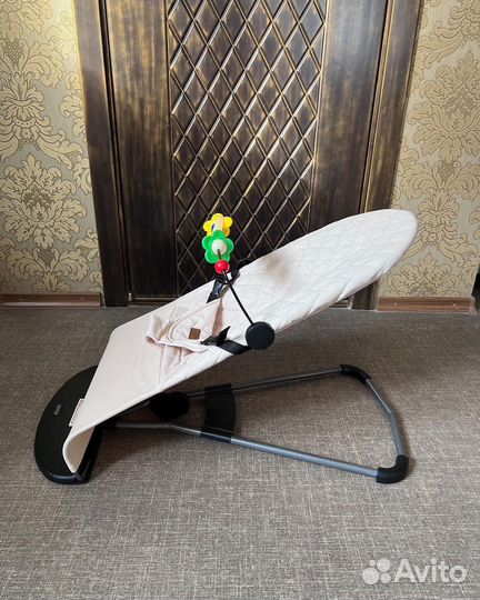 Кресло - шезлонг с естественным покачиванием