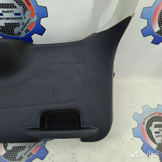 Обшивка двери багажника Ford Focus 3 хэтчбек 1.6