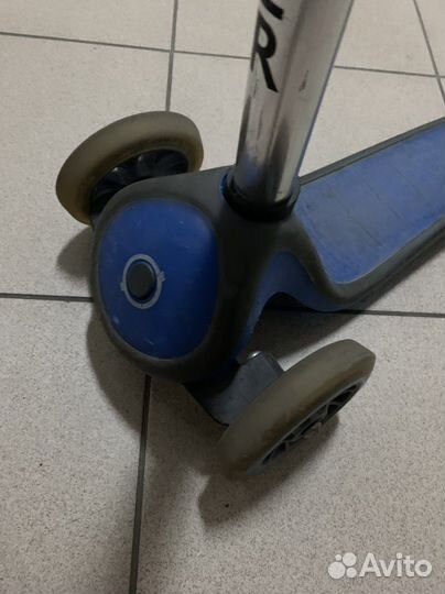 Самокат трехколесный globber