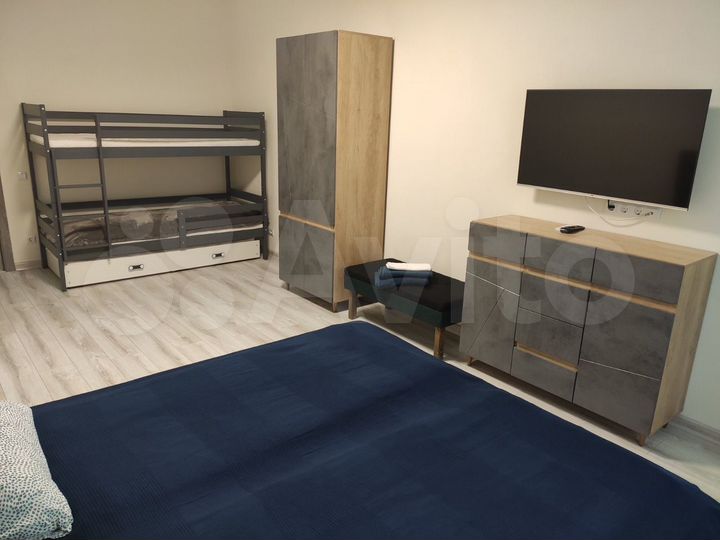 2-к. квартира, 64 м², 1/9 эт.