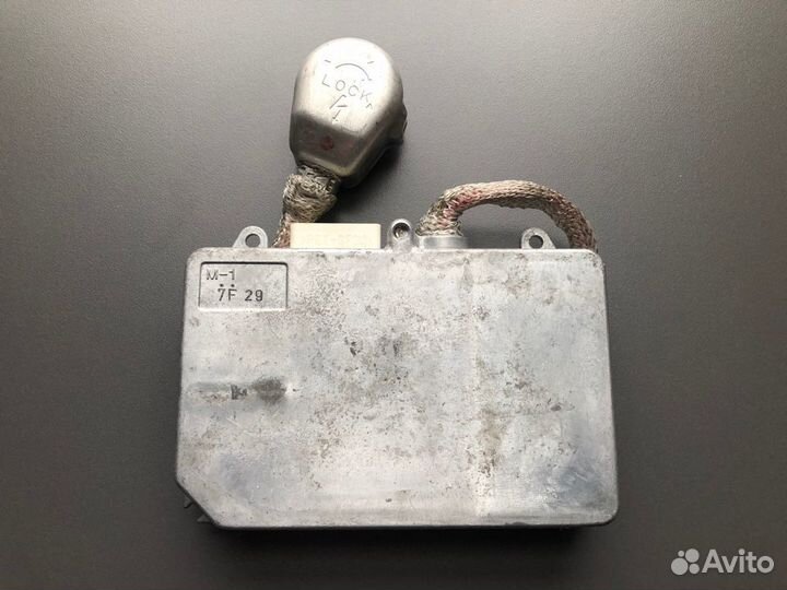 Блок ксенона Denso Koito б/у оригинал