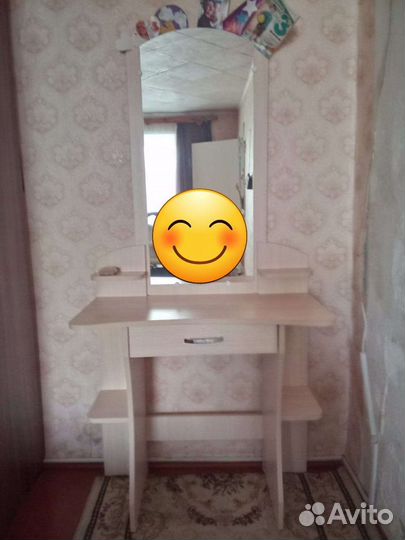Туалетный столик