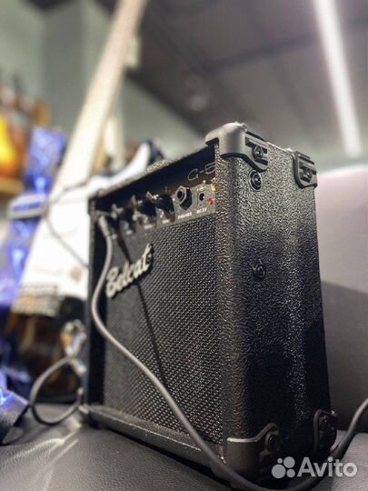 Комплект Электрогитара+Комбик+Провод+Ремень+Медиат